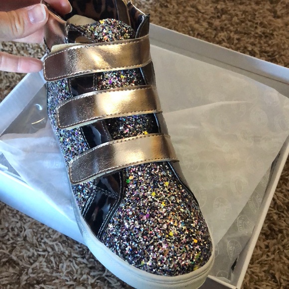 Girls Steve Madden shoes - Picture 2 of 4